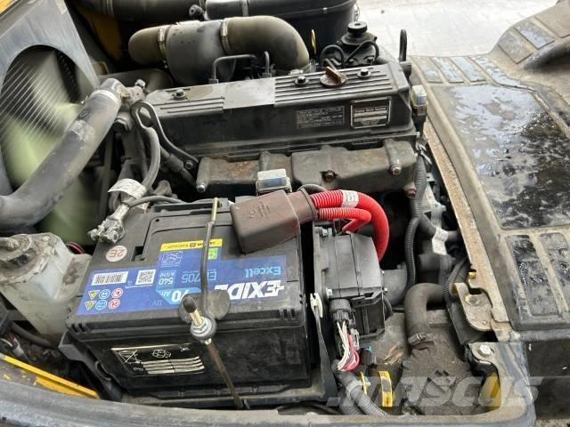 Yale GDP 35 VX Diesel trucks