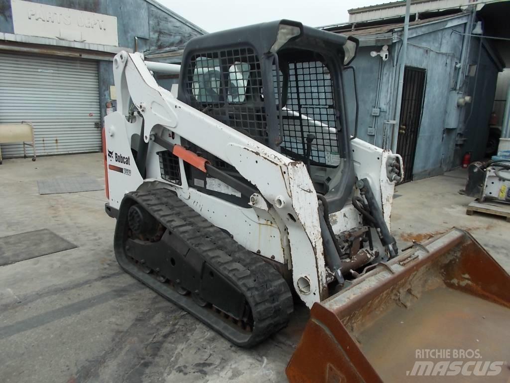 Bobcat T590 Skid steer loaders
