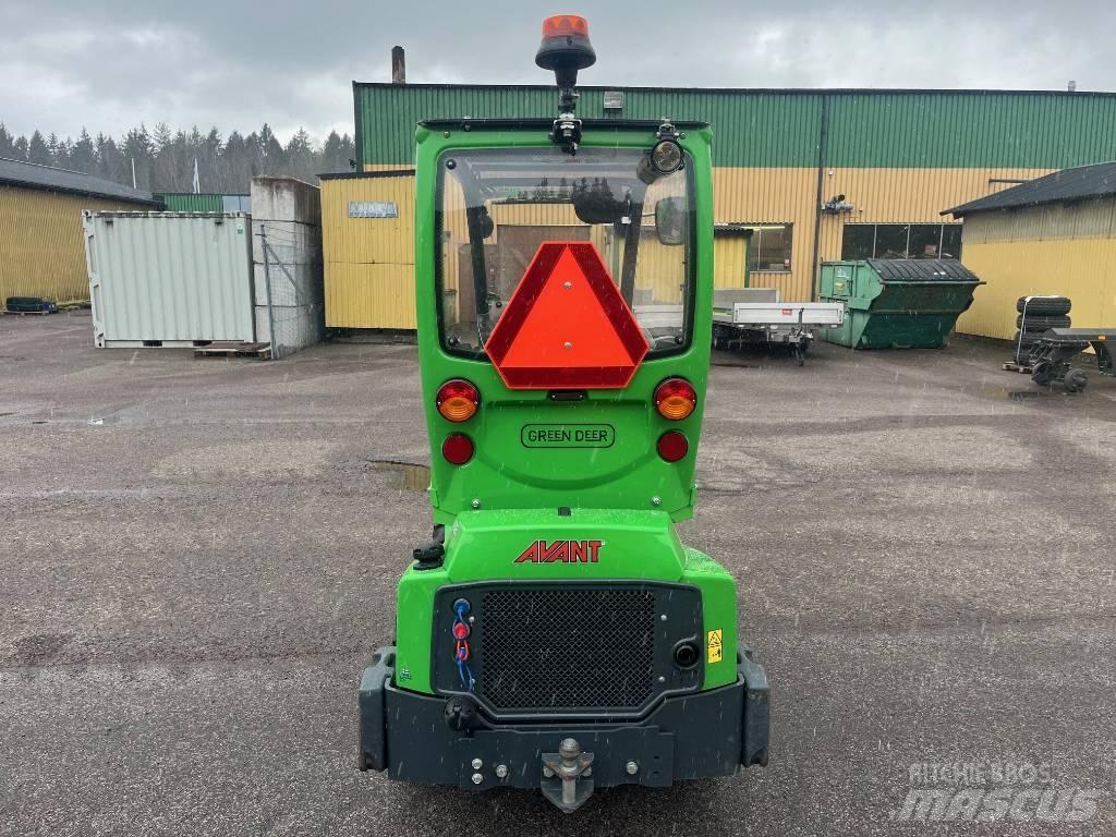 Avant 423 Multi-purpose loaders