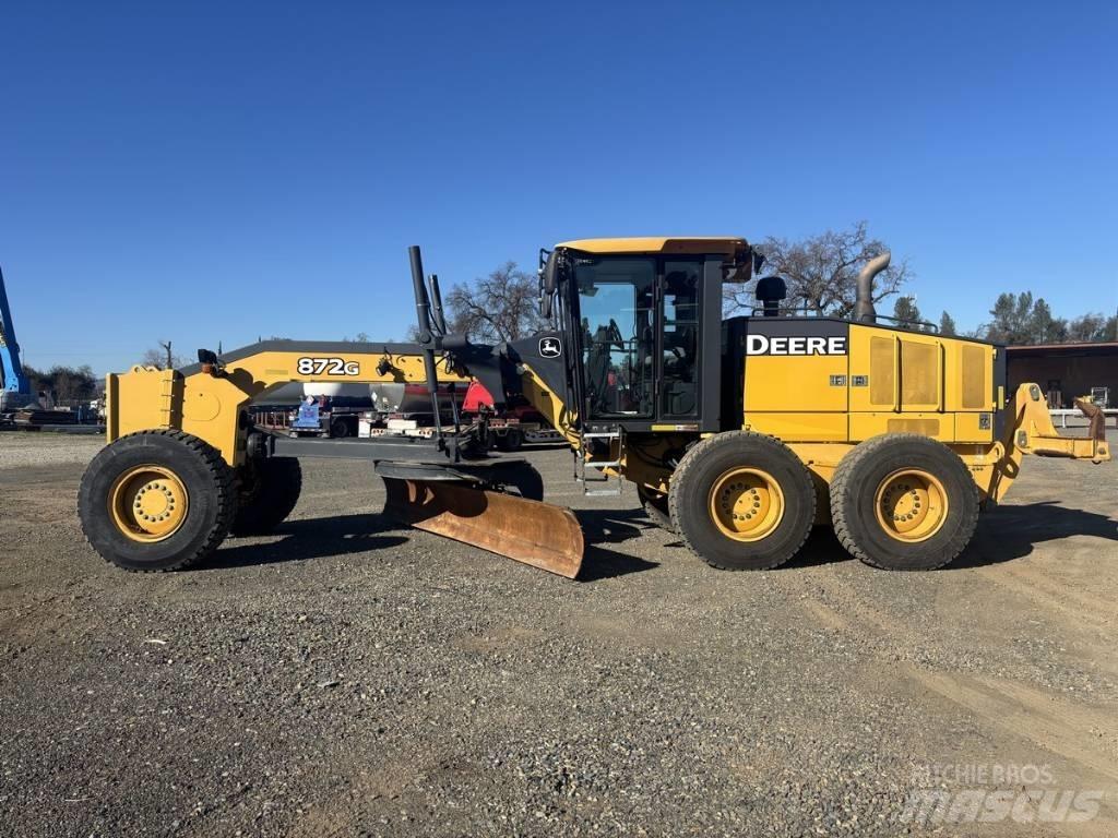 DEERE 872G Graders