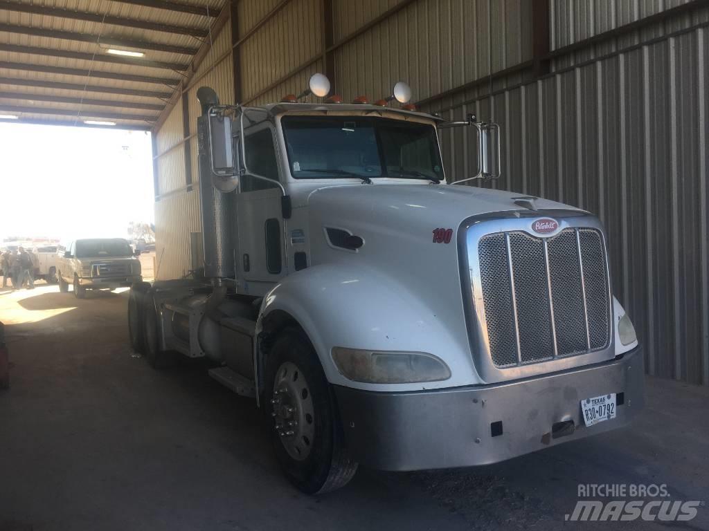 Peterbilt 386 Prime Movers