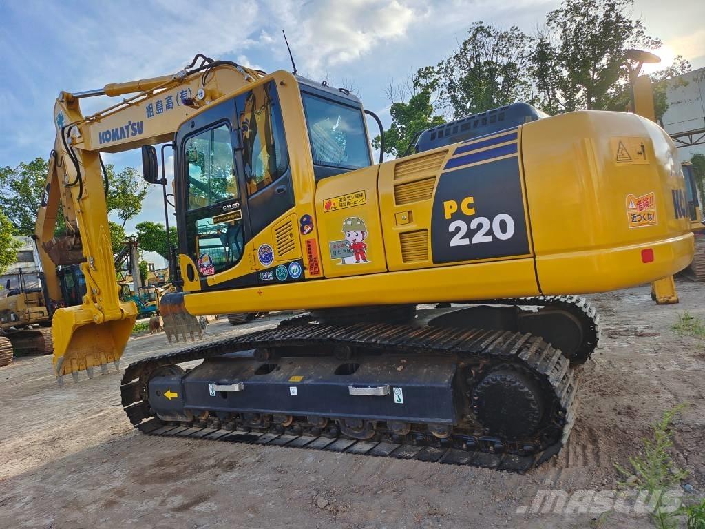 Komatsu PC 220 Crawler excavators