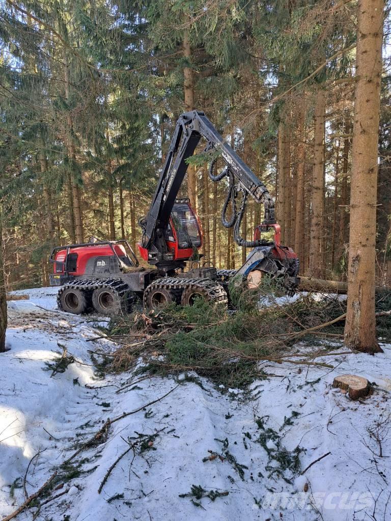 Komatsu 931 XC Harvesters