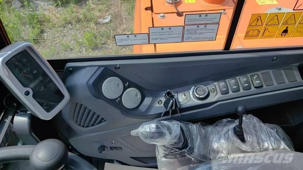 Develon DX60W ECO Wheeled excavators