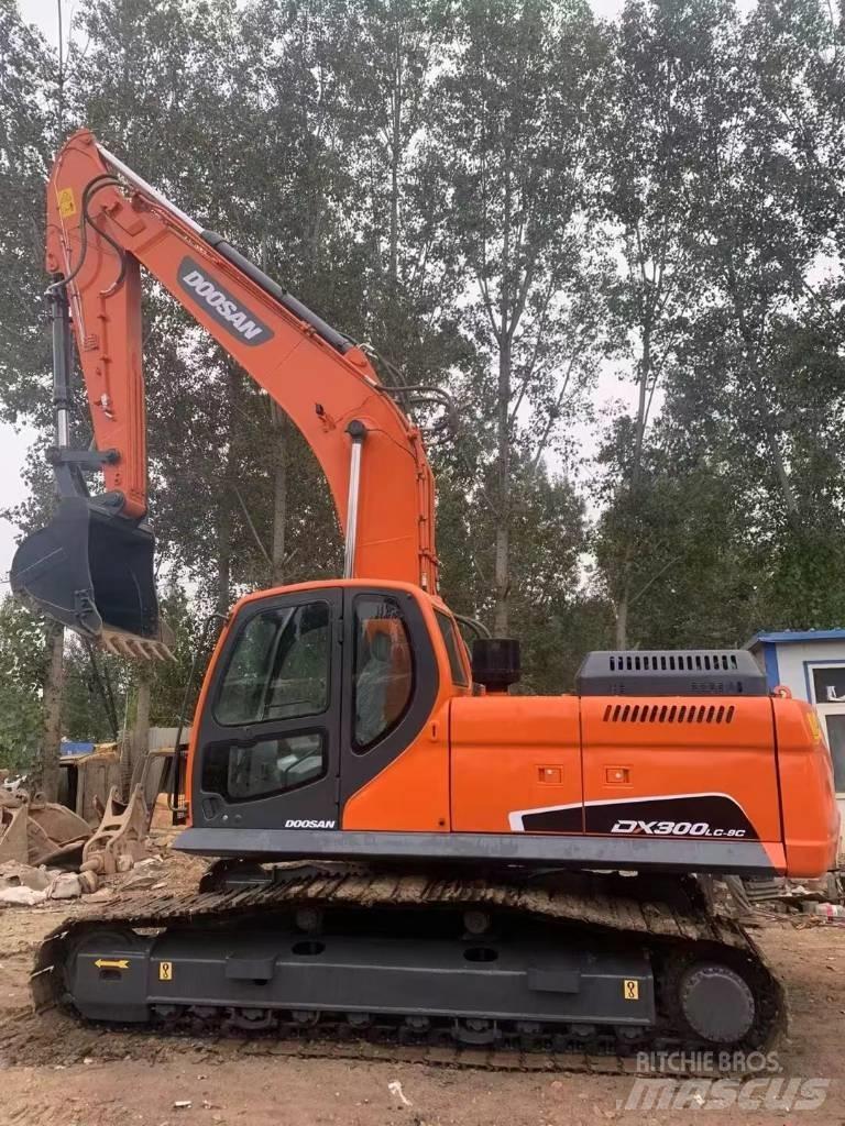Doosan DX300LC-9C Crawler excavators