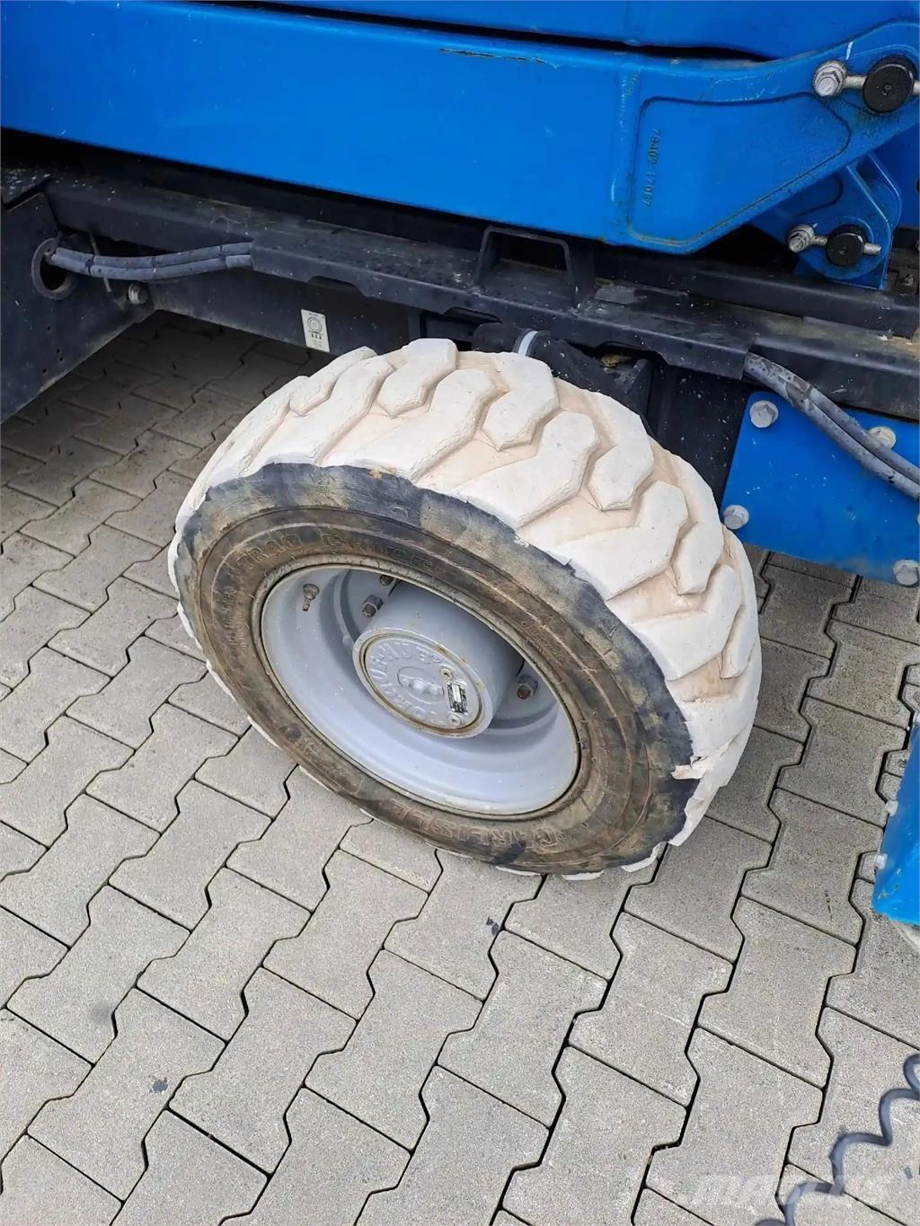 Genie GS 3384 RT Scissor lifts