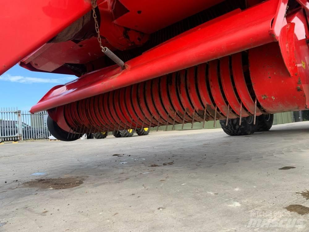 Pöttinger Faro 8000 Self-loading trailers