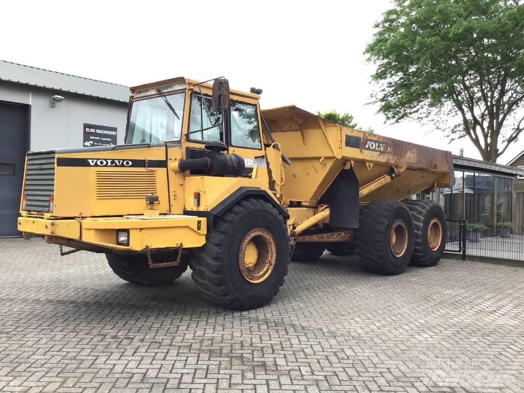 Volvo A 25 C Articulated Haulers
