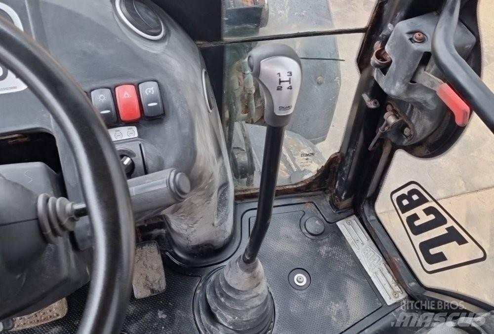 JCB 3CX P21 ECO Backhoe