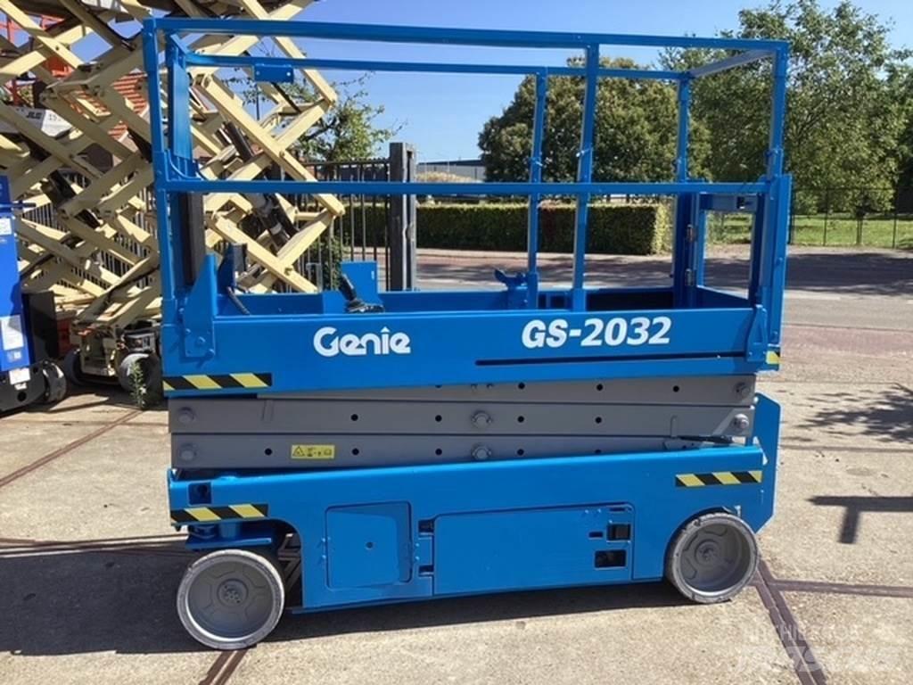 Genie GS2032 Scissor lifts