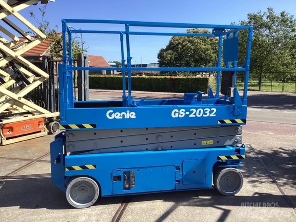 Genie GS2032 Scissor lifts