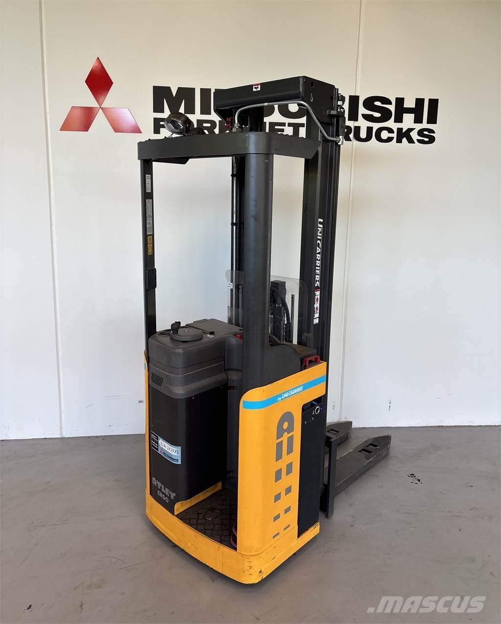 Atlet A200 Self propelled stackers