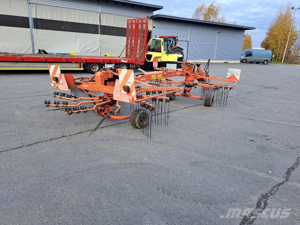 Kuhn GA 6002 Windrowers