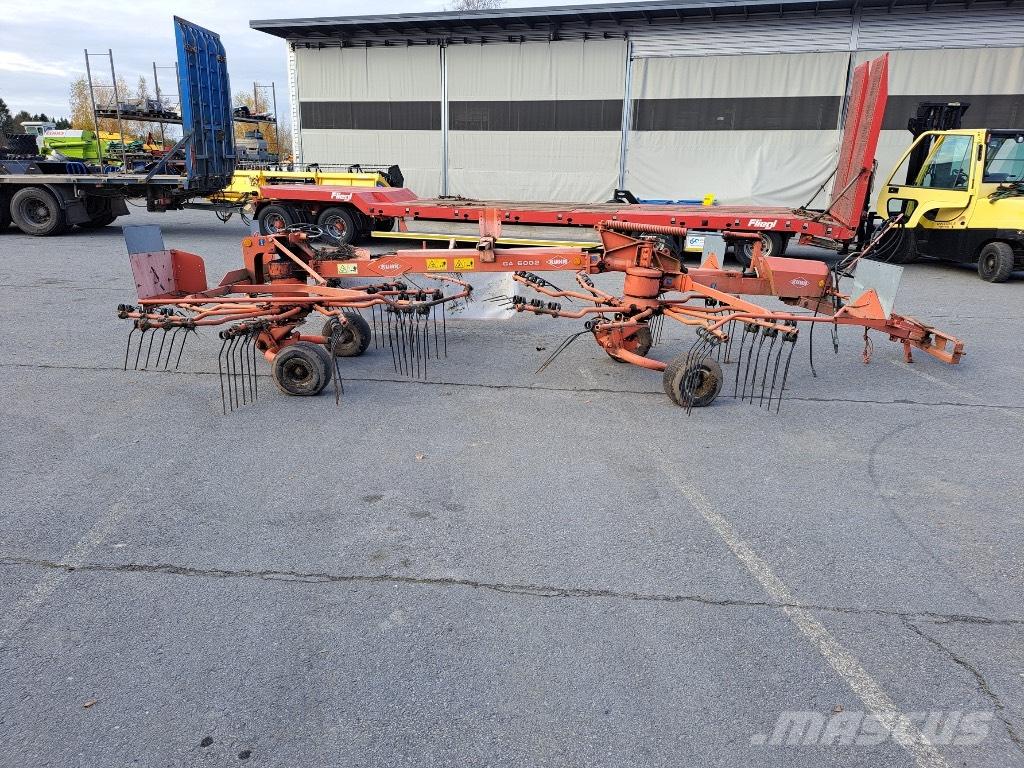Kuhn GA 6002 Windrowers