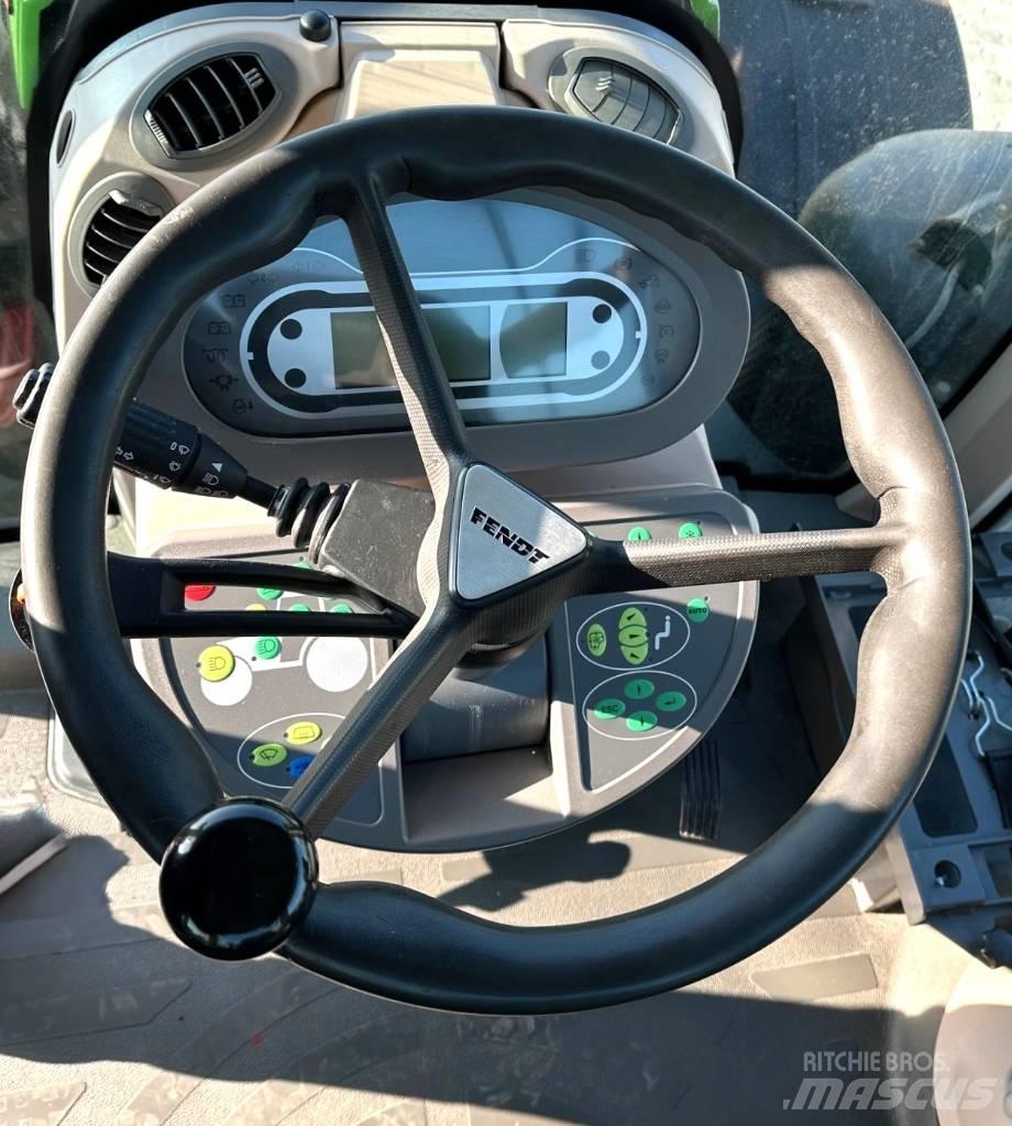 Fendt 828 Profi Plus Tractors