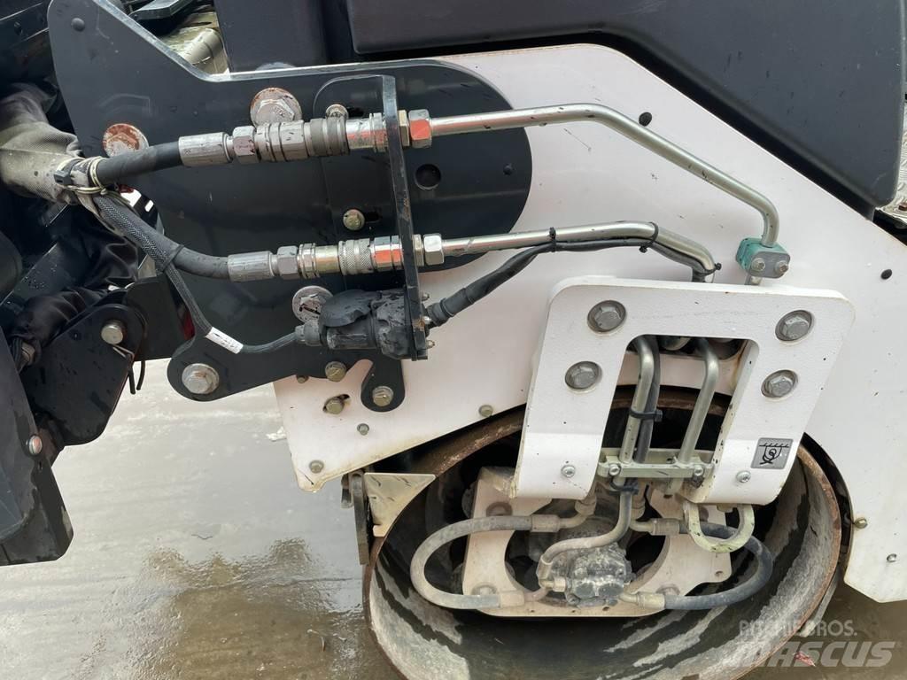 Bomag BW 100 AD-5 Twin drum rollers