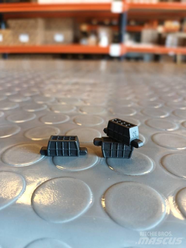 Volvo SEAL 21185132 Other components