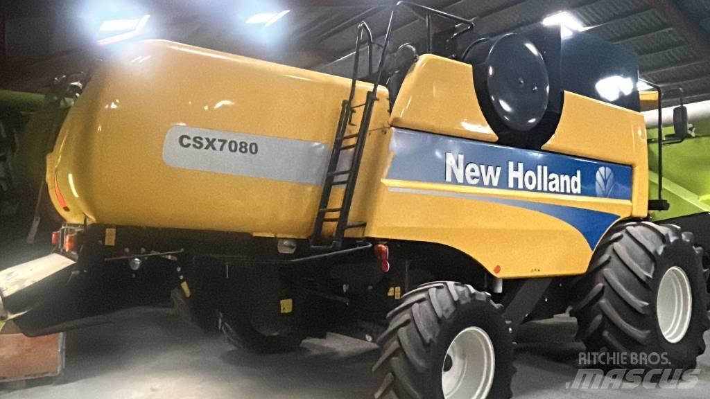 New Holland CSX 7080 Combine harvesters