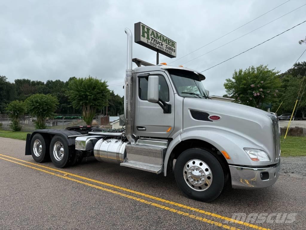 Peterbilt 579 Prime Movers