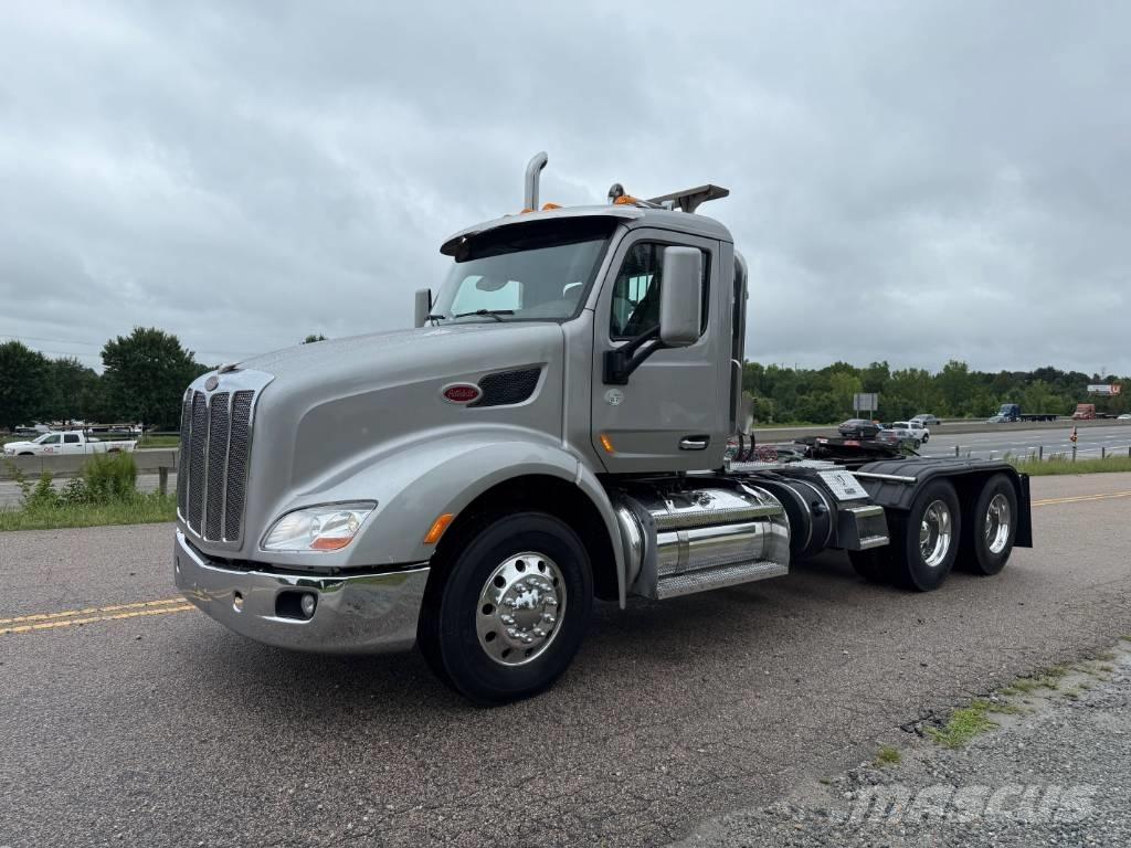 Peterbilt 579 Prime Movers