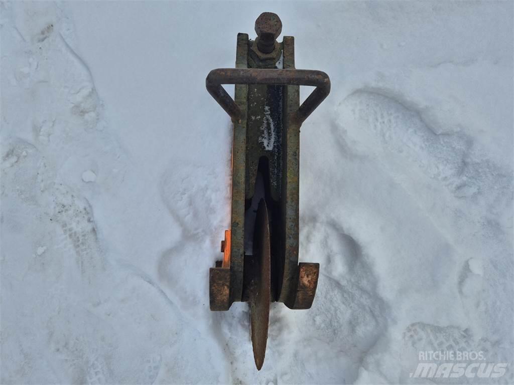  Asfalttileikkuri Cutters