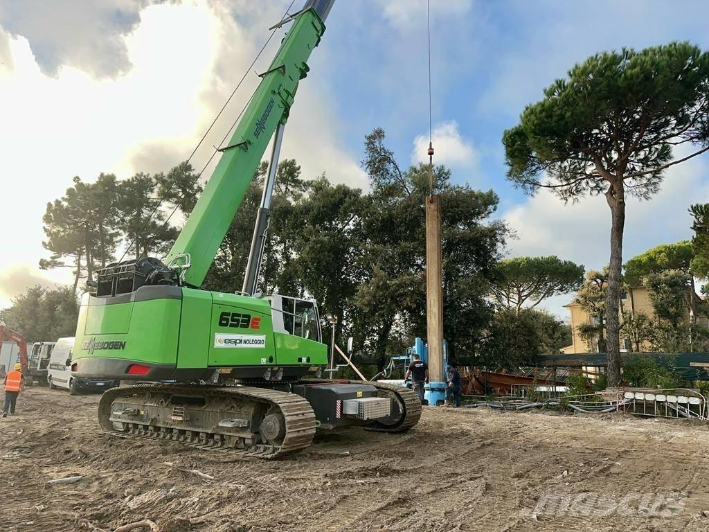 Sennebogen 653 R Track mounted cranes