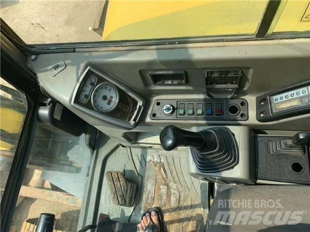 Hyundai R80-7 Crawler excavators