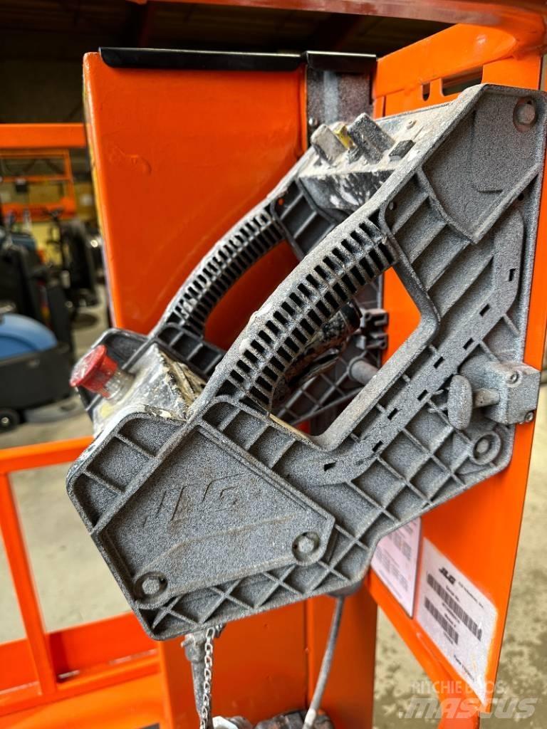 JLG 1230 ES Scissor lifts