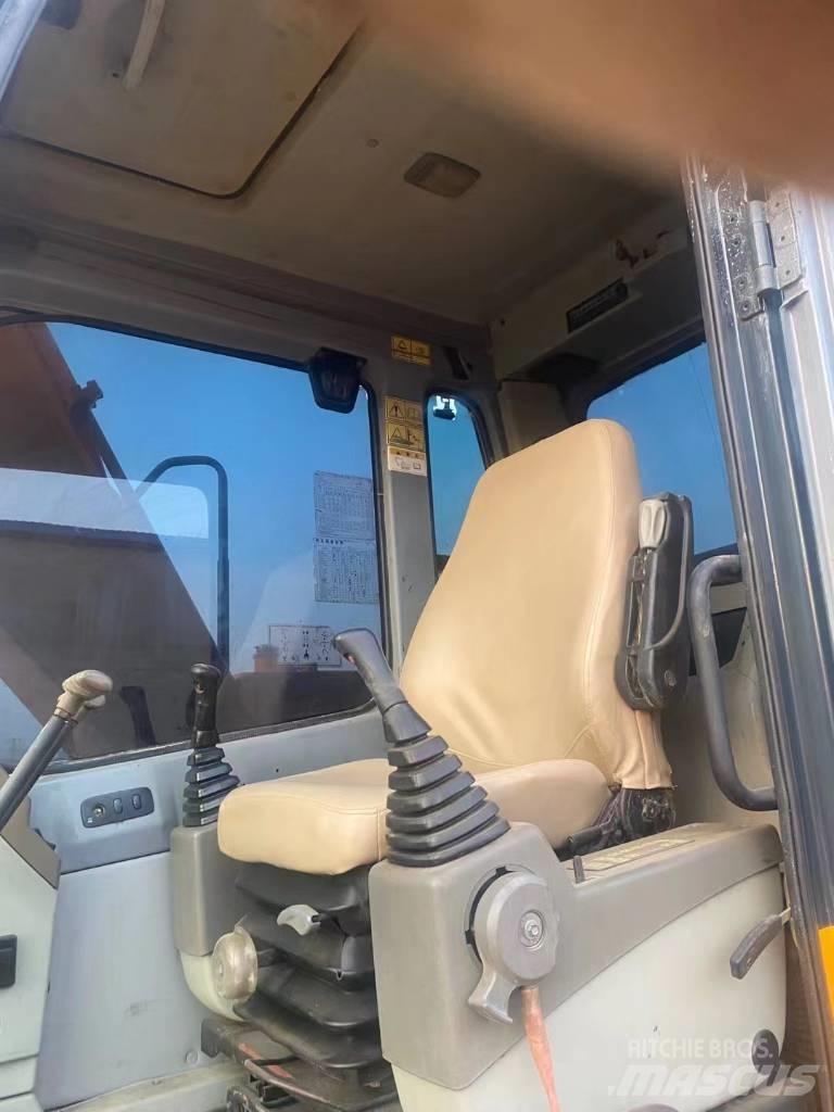 Hyundai R110VS Crawler excavators