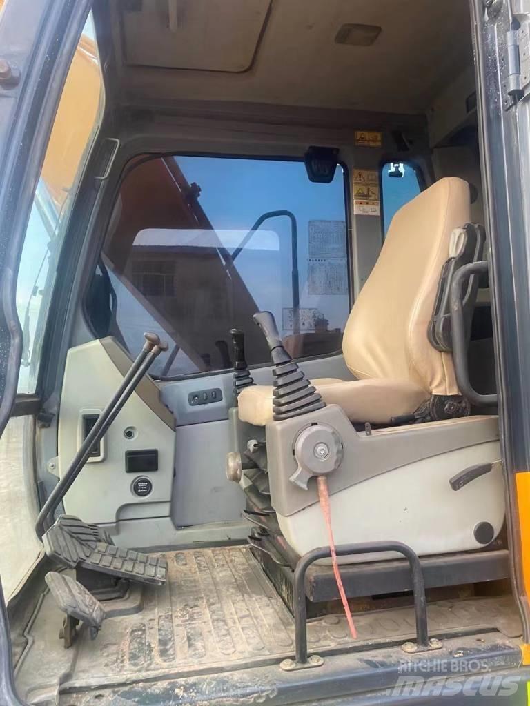 Hyundai R110VS Crawler excavators