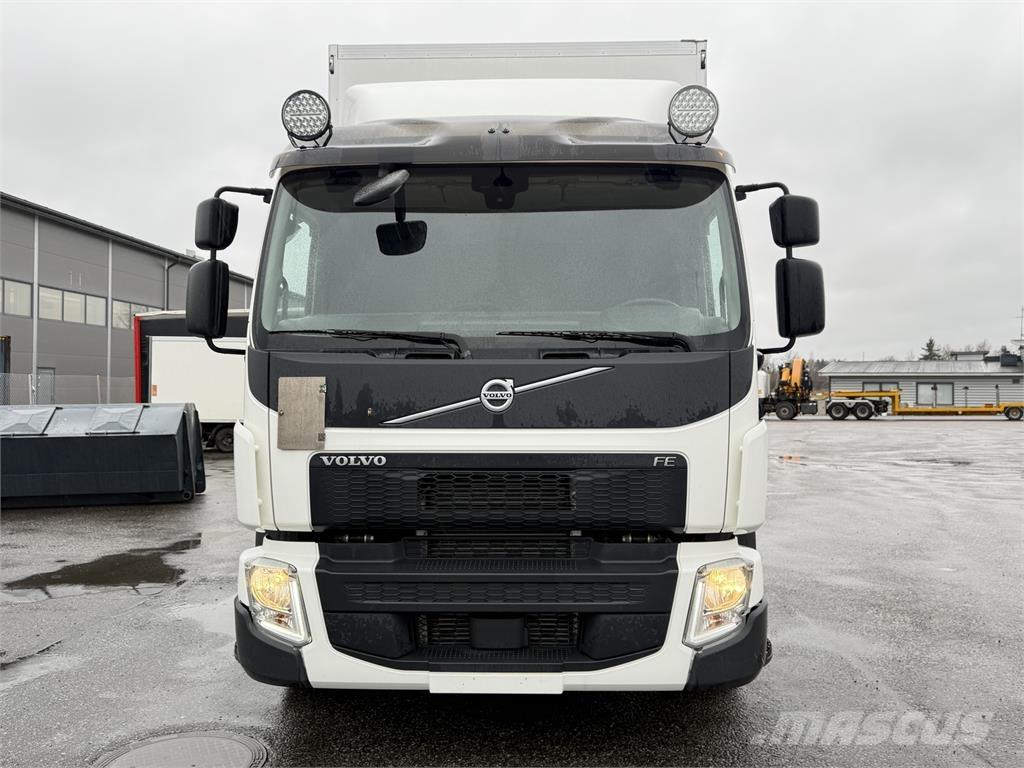 Volvo FE320 4X2 Box trucks
