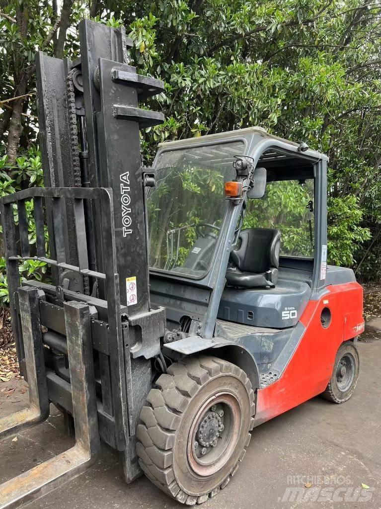 Toyota 8FD50N Electric forklift trucks
