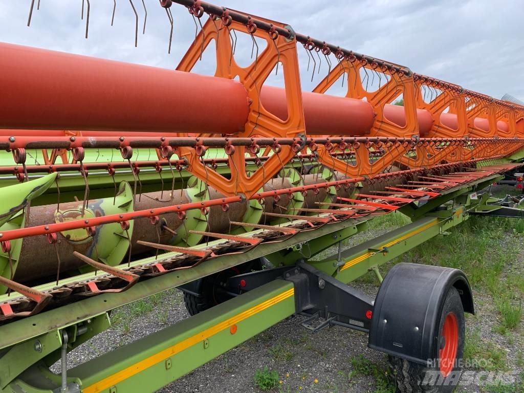 CLAAS C 900 Combine harvester heads