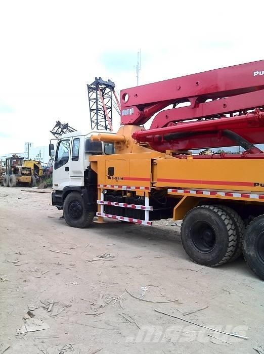 Putzmeister 37m Concrete pumps