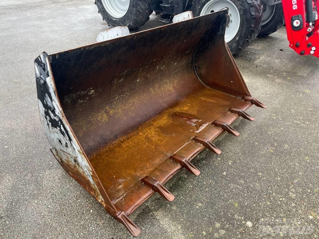  Jordskopa Stora BM Front loader accessories