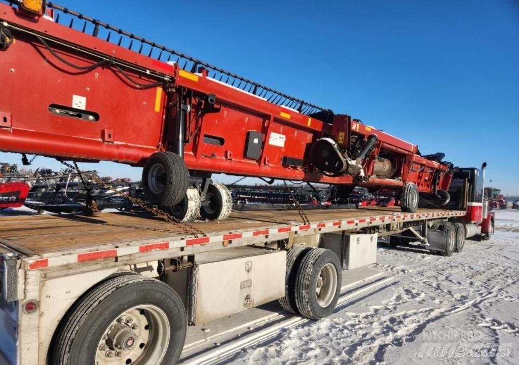 Case IH 3162 Combine harvester heads
