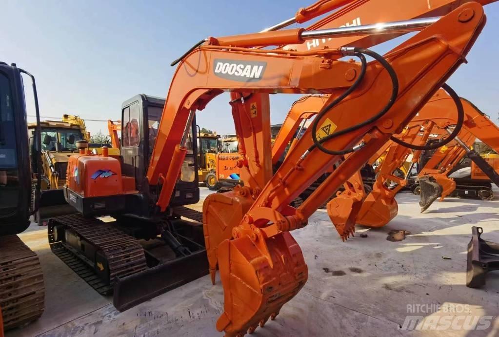 Doosan DH55 Crawler excavators