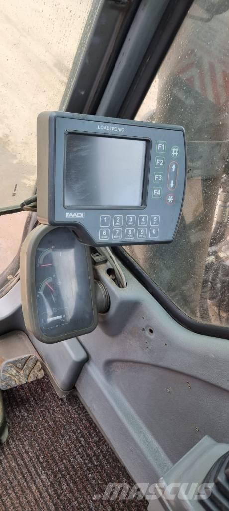 Volvo EC 210 B Crawler excavators