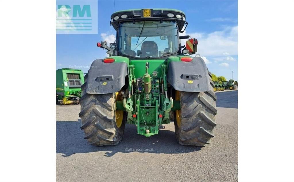 John Deere 7310 Tractors