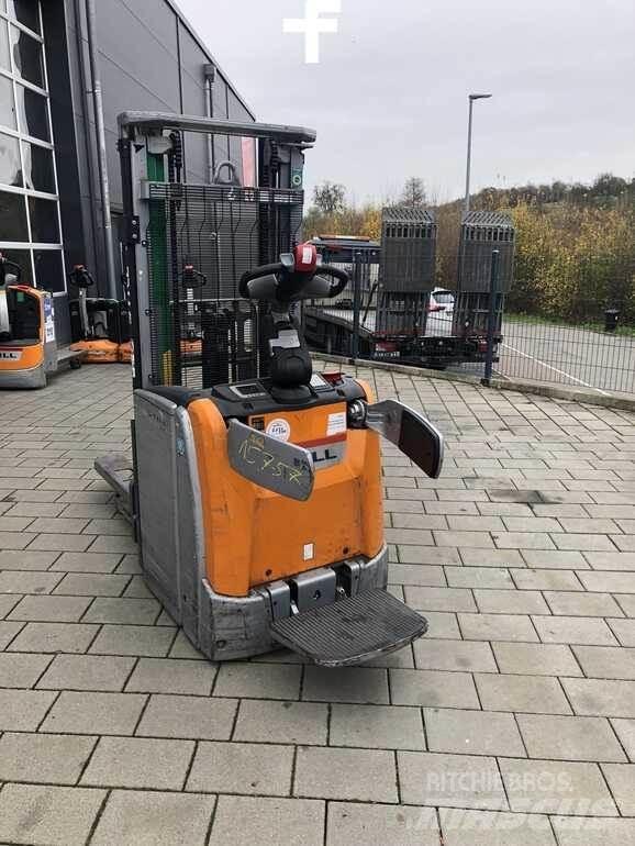 Still EXV-SF 16 Pedestrian stacker