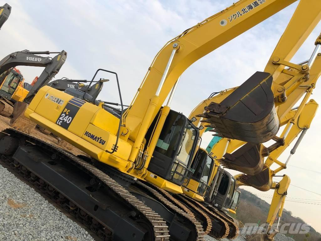 Komatsu 240-8 Crawler excavators