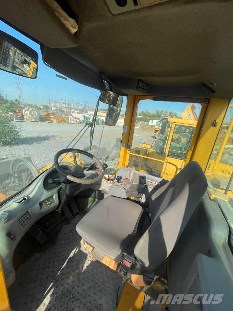 Volvo L 180 E Wheel loaders