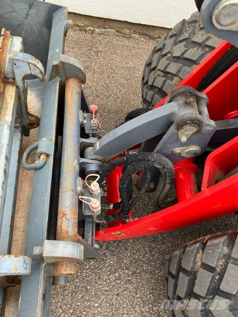 Flexitrac 1350 Multi-purpose loaders