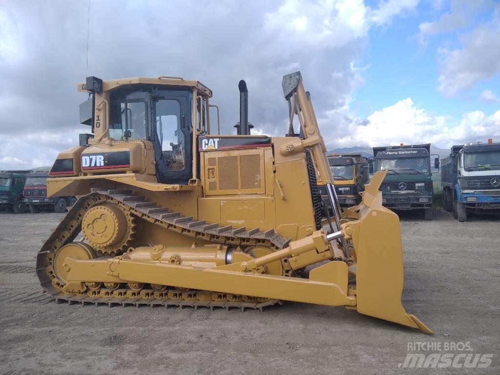 CAT D 7 R Dozers