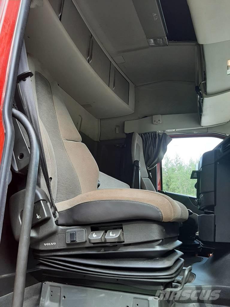 Volvo FH 13 Wood chip trucks