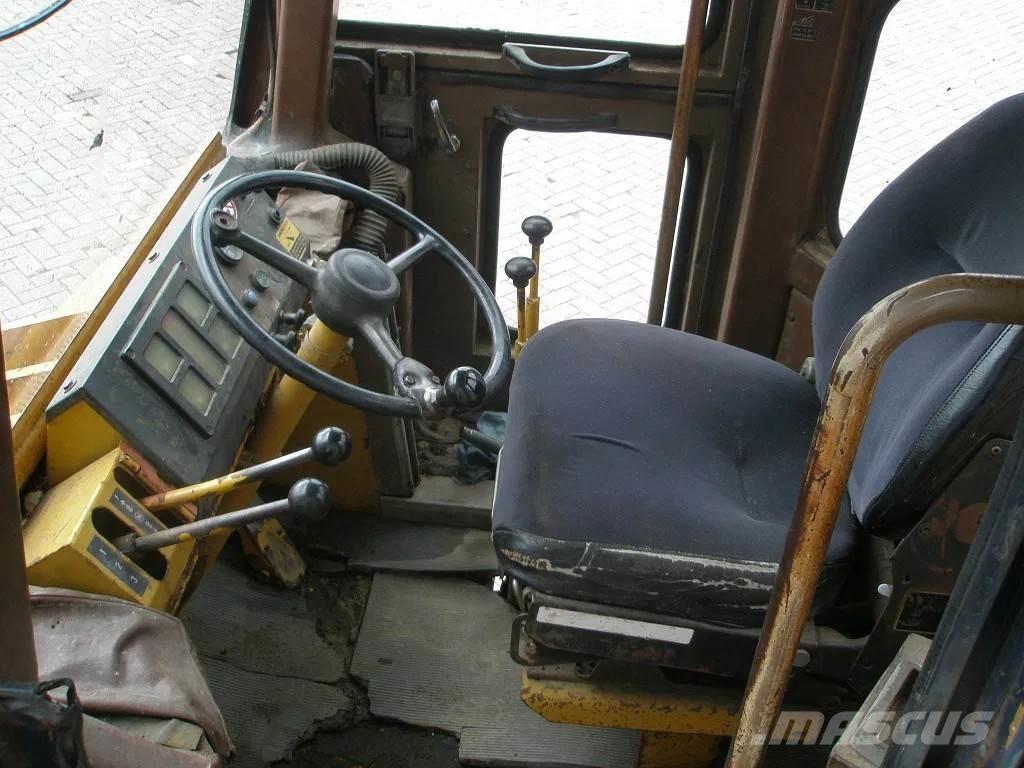 Komatsu W40-2 Wheel loaders