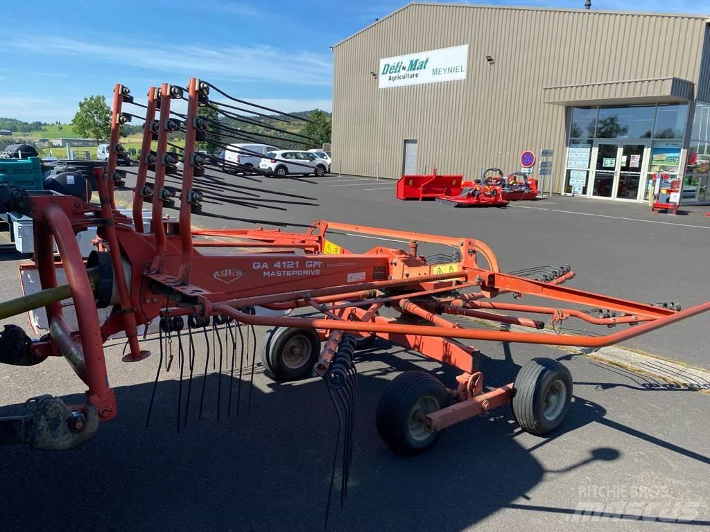 Kuhn GA 4121 GM Windrowers