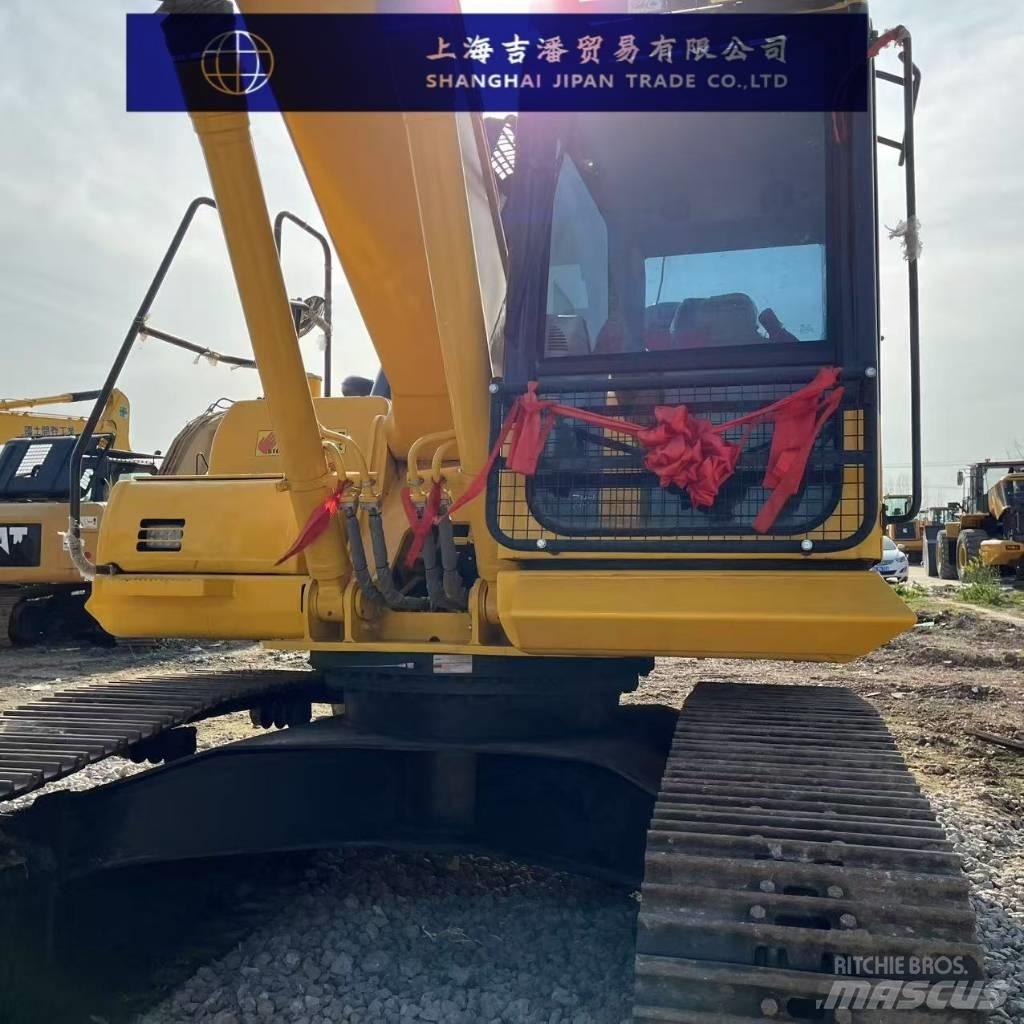 Komatsu PC 200-8 Crawler excavators