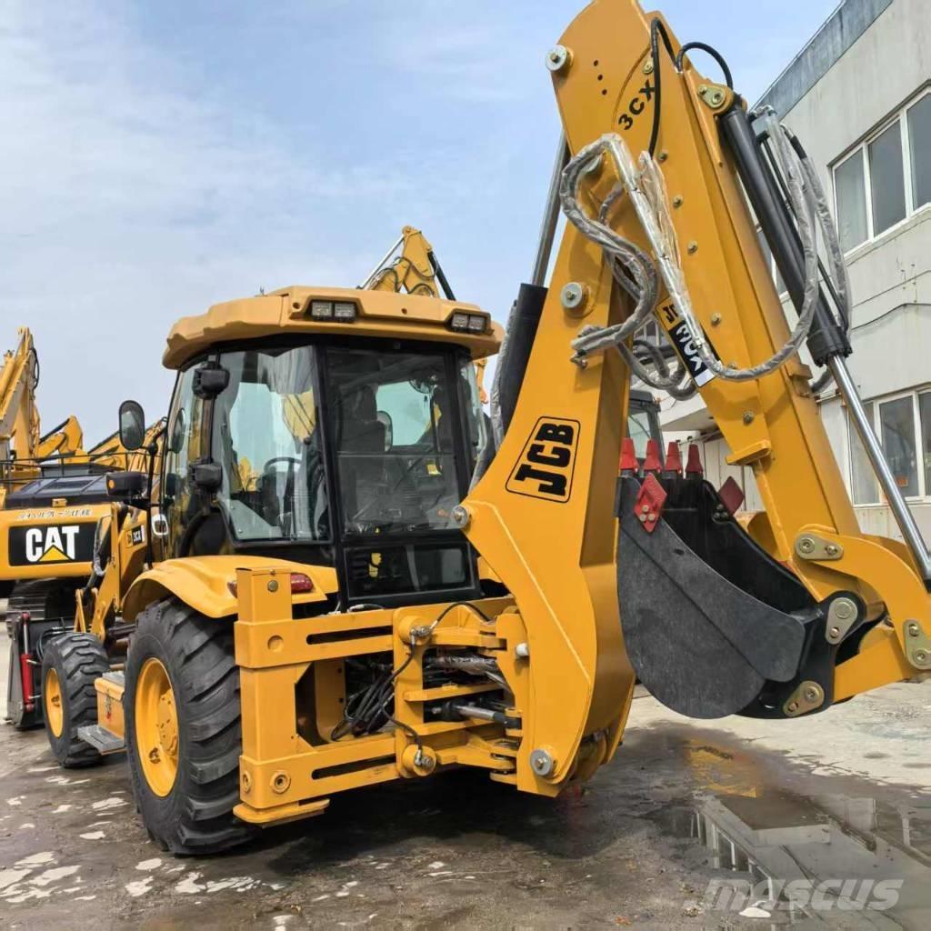 JCB 3 CX Backhoe
