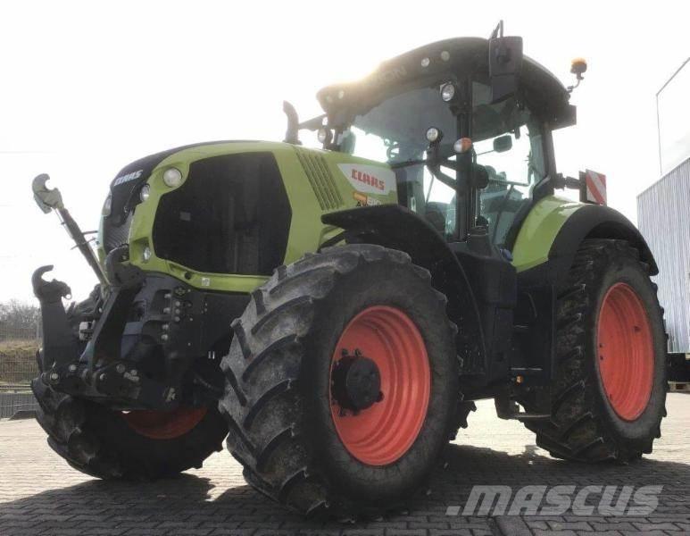 CLAAS AXION 810 Tractors